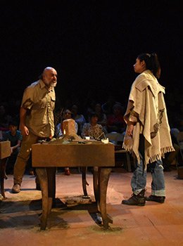 Ciudad de tres espejos