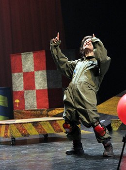 Los mochados, una obra de Saúl Enríquez